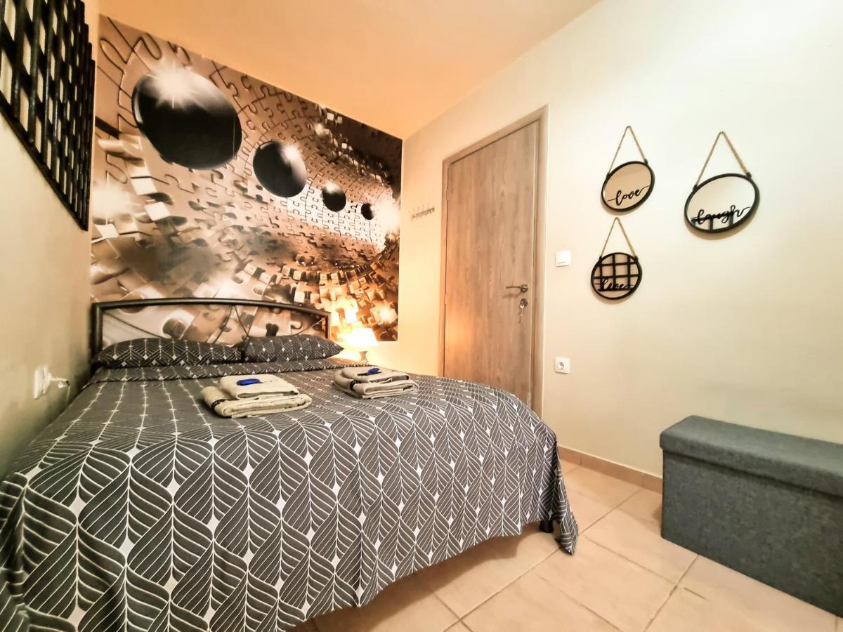 Betty'S Apartment Alexandroupoli Bagian luar foto